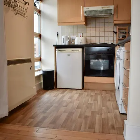 1 Bedroom In Smithfield *